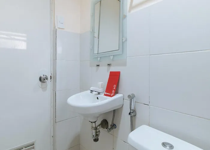 Hotel Reddoorz At Vcat Apartelle Sampaloc 3*