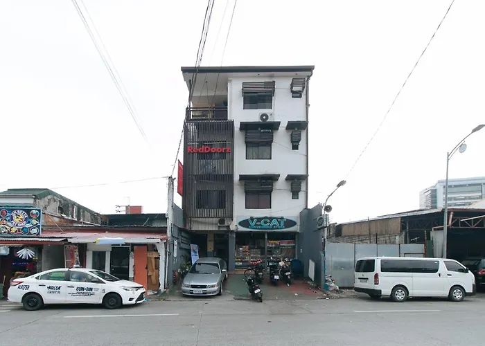 Reddoorz At Vcat Apartelle Sampaloc Hotel 3*