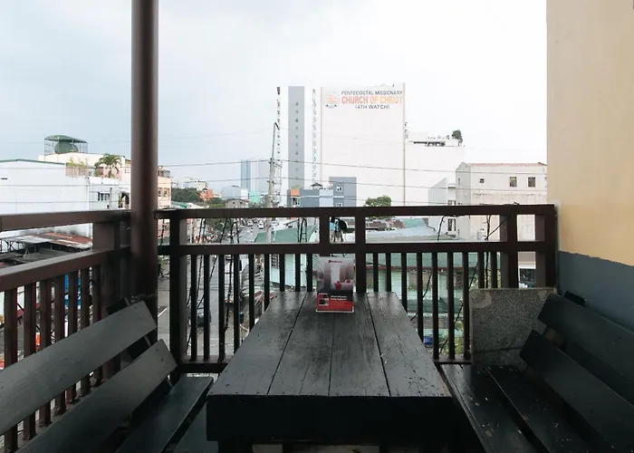 Reddoorz At Vcat Apartelle Sampaloc 3* Manila